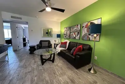 Image de Desert Morada Casita E-Grand cour privée et vue sur la piscine