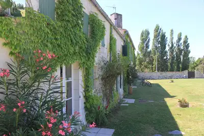 Image de Wisteria*** 142m2. . .