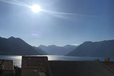 Image de Superbement équipé, vues spectaculaires, piscine à débordement et jacuzzi