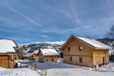 Image de 300m des commerces, remise en forme, parking, télévision, 28-32m², Gresse en Vercors