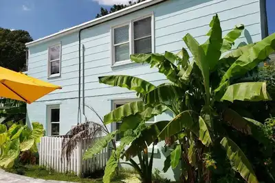 Image de Two Bedroom 1 Bath Maison de vacances à deux pas du Surf & Sand