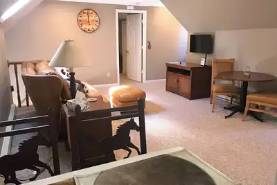 Image de Escapade dans une petite ville - à proximité des espaces extérieurs et urbains