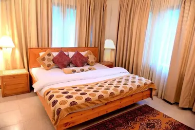 Image de Deodar 2 - Appartement de luxe avec jardin Ă Mashobra