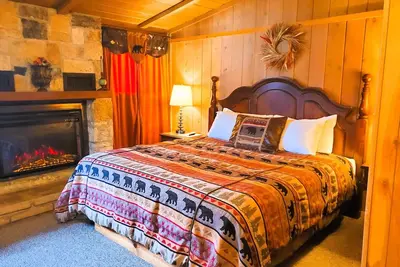 Image de Lakefront Cottage - Sur les rives du lac Table Rock, près de Branson