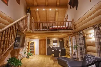 Image de Gemütliche Ferienwohnung (120qm) mit Whirlpoolbadewanne und Balkon