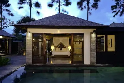 Image de Peppers Seminyak 3 Bedroom Royal Pool Villa - Petit-déjeuner