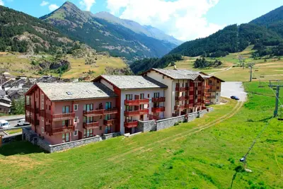 Image de Appartement cosy 4 pers, balcon, draps fournis, casier à ski, Wifi, pied des pistes