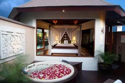 Image de (Knk) Suite 1 chambre avec bain à remous - Petit-déjeuner