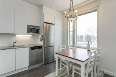 Image de Condo lumineux avec balcon et sauna, proche du centre d'Helsinki / aéroport