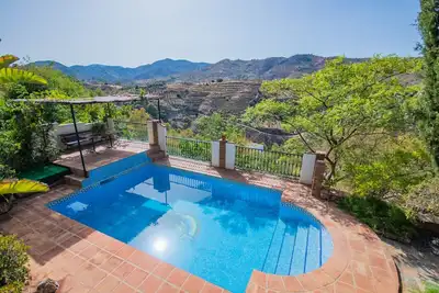 Cubo's Jacaranda Gîte Rural / Piscine Privée / Vues