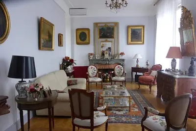 Image de Appartement centre, terrasse, parking privé, proche Aeroport