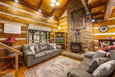 ★ familles ★ 2 acres ★ 4br ★ Hot-Tub / Sauna ★ 14 personnes ★