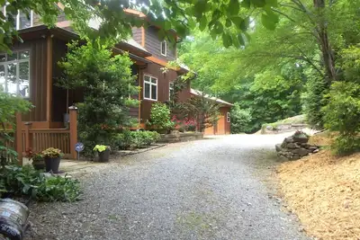 Image de Élégance rustique à Fernwood au sommet de Fort Mountain