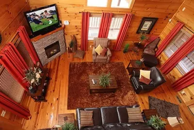 Image de Vues magnifiques, propres, confortables et superbes! ! Romantique et familial