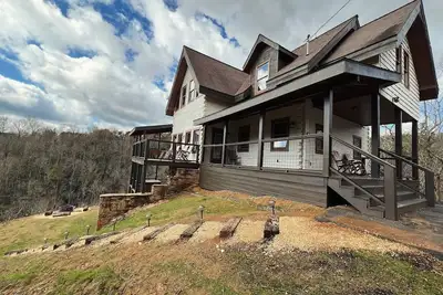 Image de Absolument magnifique 5 chambres Lodge avec une vue imprenable!