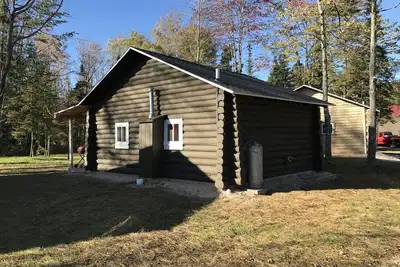 Image de Up North Cabine Deux Chambres N ° 2