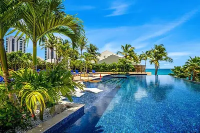 Image de Ocean Blue Paradise Luxury Condo - Le Cliff