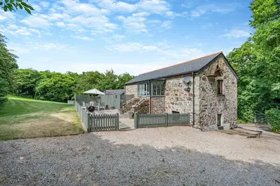 Image de The Byre, Dunmere - Trois Chambres Maison, Couchages 6
