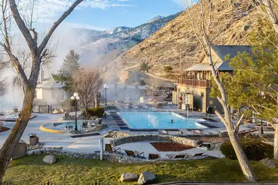Image de Jour de l'an au lac Tahoe, ski et source thermale