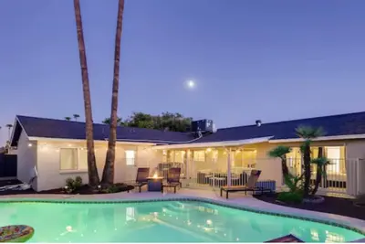 Image de Esc Évacuation de destination au bord de la piscine☀︎En Asu♆