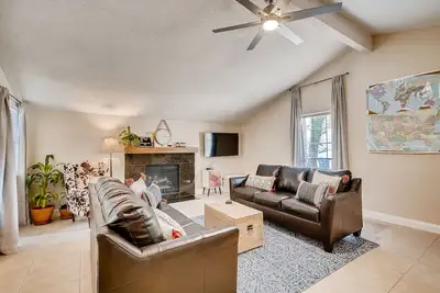 Image de The Fc House - 3bd / 2ba minutes du domaine / du centre-ville