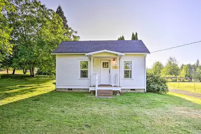Image de Nouveau! Ferndale Cottage sur Private 20 Acre Farm!