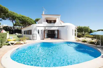Image de Nestled in Vilamoura, Private Pool, Free off-street parking, Ac & Wifi