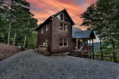 Image de Amazing Grace sur Sunrock Mountain | Vues panoramiques | Bain à remous | Cheminée extérieure