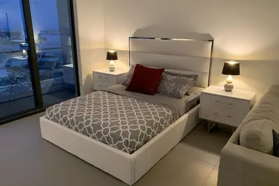 Image de Beau studio moderne avec une vue imprenable!