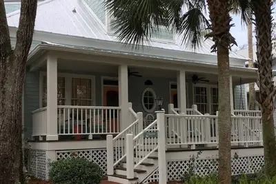 Image de Chalet nautique n ° 5 - Récemment rénové - Slip de bateau- Troisième nuit à -50% **