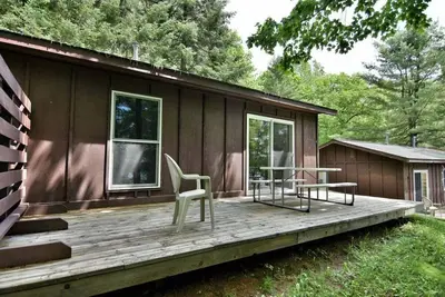 Image de Iron River, Wisconsin Locations de chalets dans un complexe de Northwoods