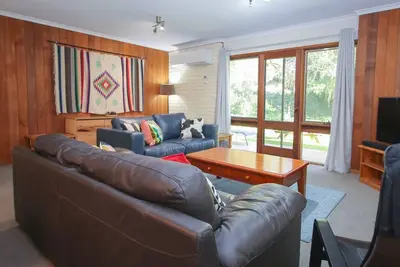 Image de Cedar Holiday Units - Apartment 1: Bright