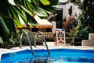 Image de Vues sur la mer et le Teide - Château avec pool