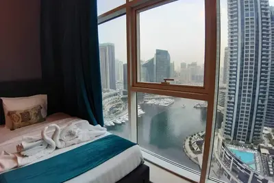 Image de Deluxe appartement de 2 chambres avec vue complète de la marina