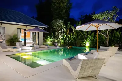 Layali Breeze Villa avec piscine privée et lieu de détente situé à Pecatu Bali