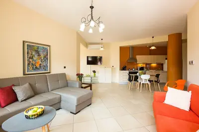 Image de Une maison lumineuse et luxueuse avec tout le confort moderne.
