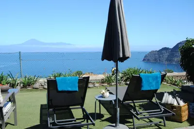 Image de La Bobadilla House. Ferienhaus mit herlichem Meerblick