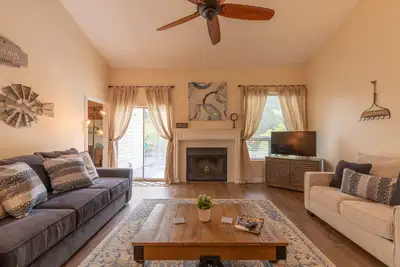 Image de North Austin Park Side Cottage 8 personnes
