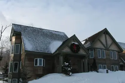 Image de Maison de 3 chambres à Jay Peak, Vermont (/ emplacement de ski-ski hors-en prime)