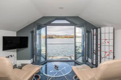 Image de La maison de bateau Ă Louper Weir, Bowness-On-Windermere