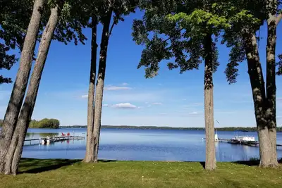 Image de Cabane au bord du lac Douglas