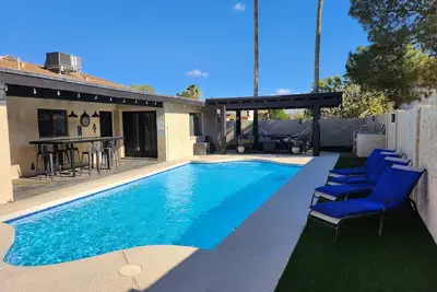 Image de Superbe maison spacieuse avec piscine à Mesa, près de l'entraînement printanier de A's and Cubs!