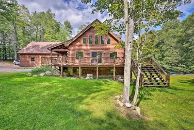 Image de Nouveau! Private Chester Home w / Deck, minutes de ski!