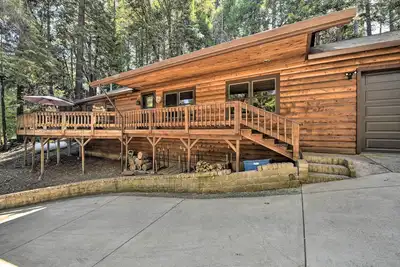 Image de Nouveau! Pollock Pines Resort Cabine 11Mi à Apple Hill