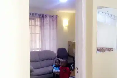 Image de À côté de Jkia; 2 bdm Prestige Apartments Embakasi / Free Netflix; Confortable et chic.