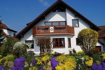 Image de Nouvel appartement confortable et inondé de lumière