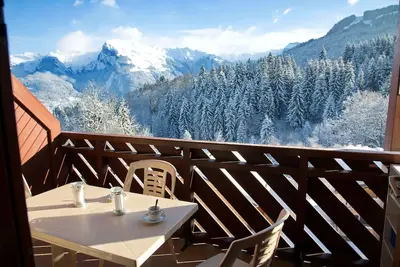 Image de En station, skis aux pieds, Duplex 3*** avec vue panoramique, Wifi et ascenseur