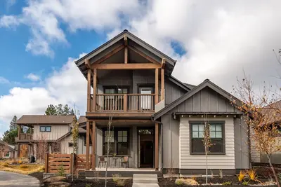 Image de Spéculateur Bluebird Day Home-quartier familial-Bikes-River Trail