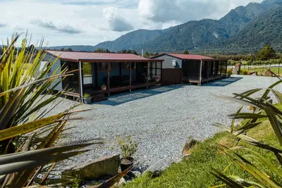 Image de Te Awa Cottages