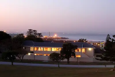 Image de Gîte d'hôtes, lit double et canapé-lit max 4 personnes, près de Port Elizabeth